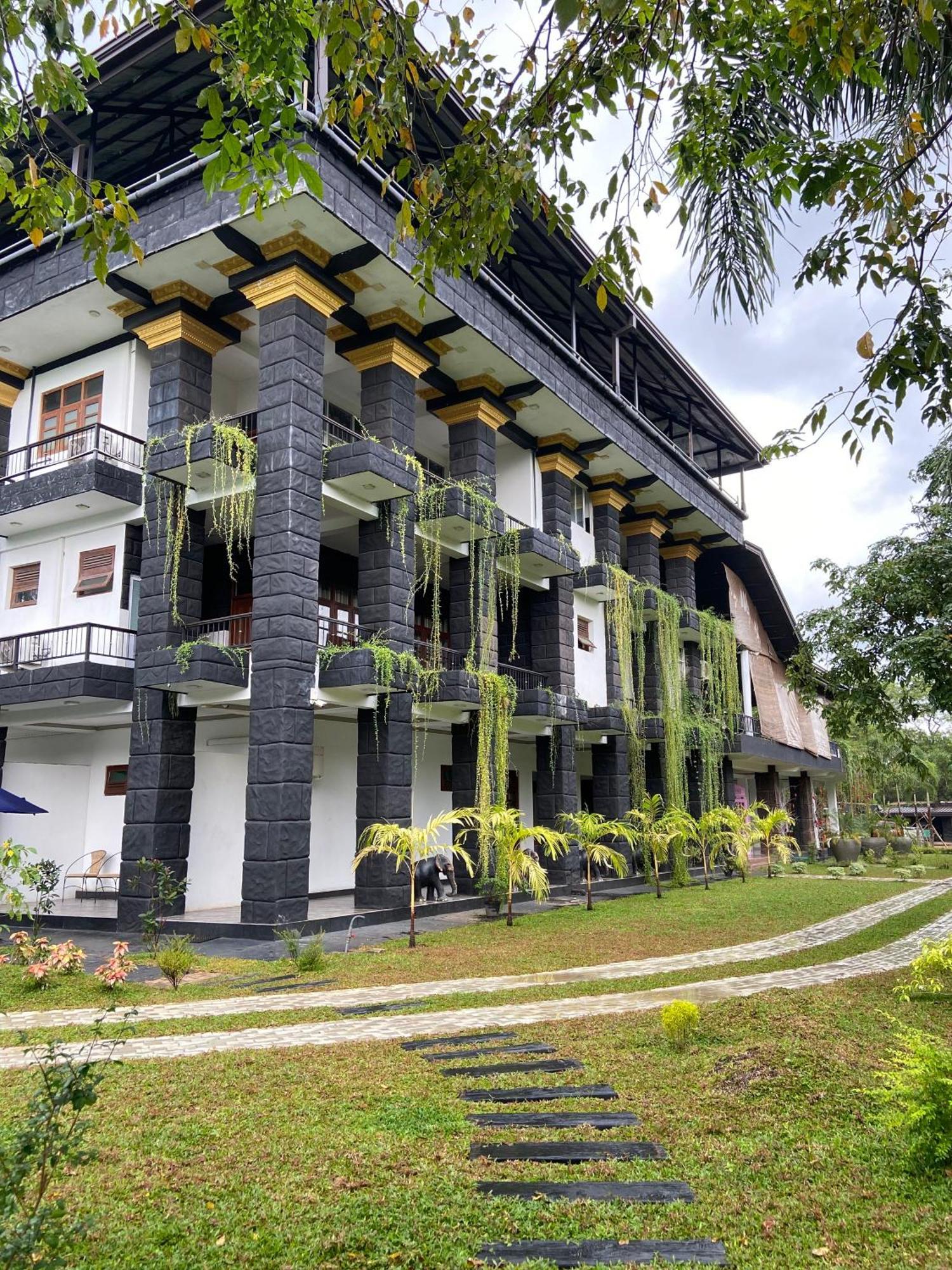 Sigiriya Kingdom Resort Dambulla Luaran gambar